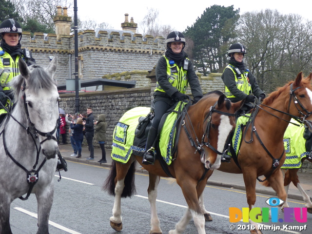 FZ025458 Mounted police escorting Welsh squad